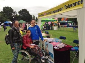 Joy (center) and her sister meet a practitioner at the East Finchley Festival.