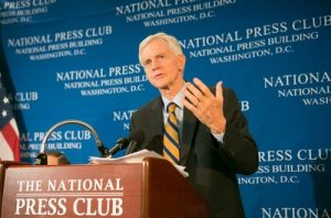 David Kilgour, former Canadian Secretary of State for Asia-Pacific, led a press conference on the release of their new report at the National Press Club on June 22.