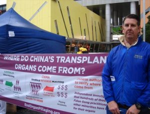 Scott Smythe learned Falun Gong about the same time the persecution began in China 17 years ago.