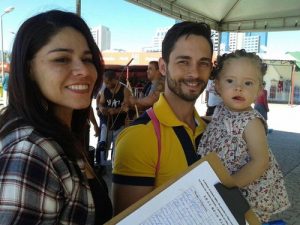 A couple from Brasilia signed the petition condemning the persecution. “Everybody needs truthfulness, compassion, and forbearance,” the husband said.