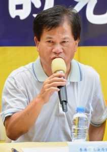 Fung Chi-wood, a former member of the Legislative Council and a pastor of the Anglican Church, praised Falun Gong's spirit of Truthfulness-Compassion-Forbearance in the face of the brutal persecution. He believes that the persecution will fail, and the murderers will meet their due.