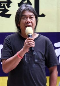 Leung Kwok-Hung, a member of the Legislative Council, condemned the 17-year-long persecution of Falun Gong. He pointed out that the state-sanctioned organ harvesting is anti-humanity and that it's the Communist Party that is actually a cult.