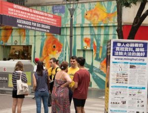 An activity in Chinatown in Buenos Aires to raise awareness about the persecution in China.