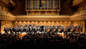 The Shen Yun Symphony Orchestra debuts its Asia Tour at the Tokyo Opera City Concert Hall with a matinee performance on September 15, 2016.