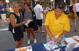 The Falun Dafa stall made available brochures for passerbys to take with them.