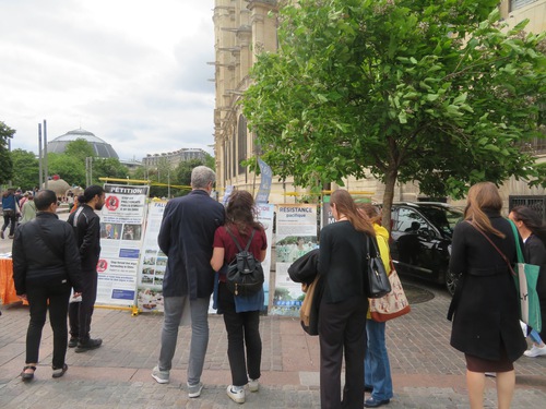 Practitioners held an Information Day event in Chatelet on Saturday, June 7.

