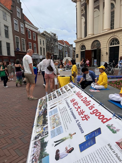 People sign the petition and show their support

